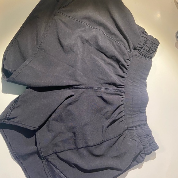lululemon athletica Pants - Lululemon-hotty hot low-rise lined shorts size 4”